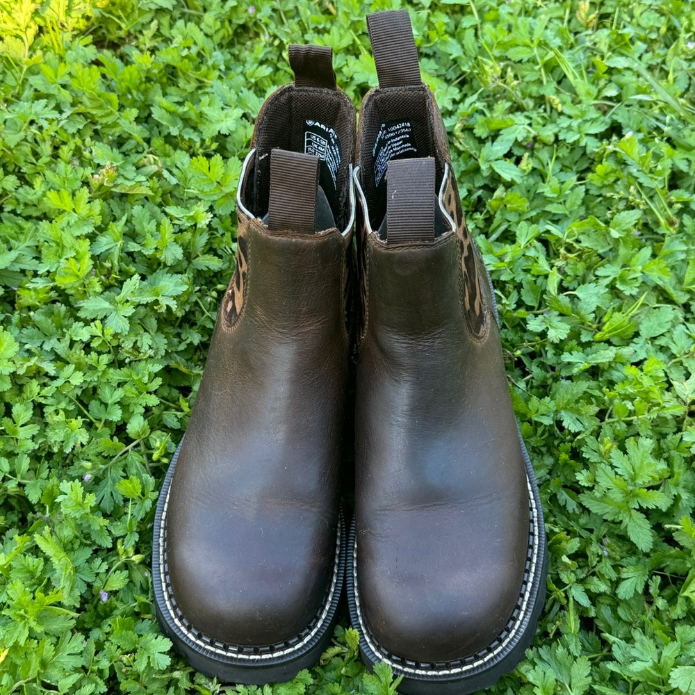 Ariat Fatbaby Chelsea Boots - Picture 3 of 8